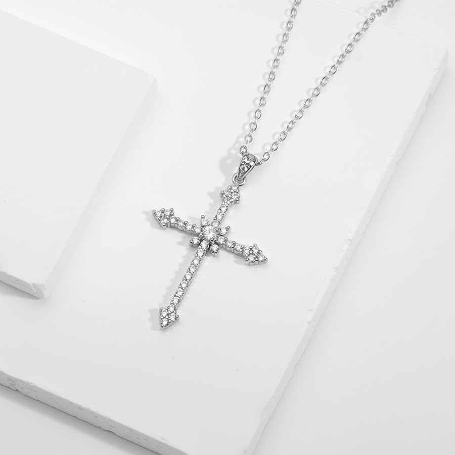 Carmiora - Himmlisches Kreuz Halskette