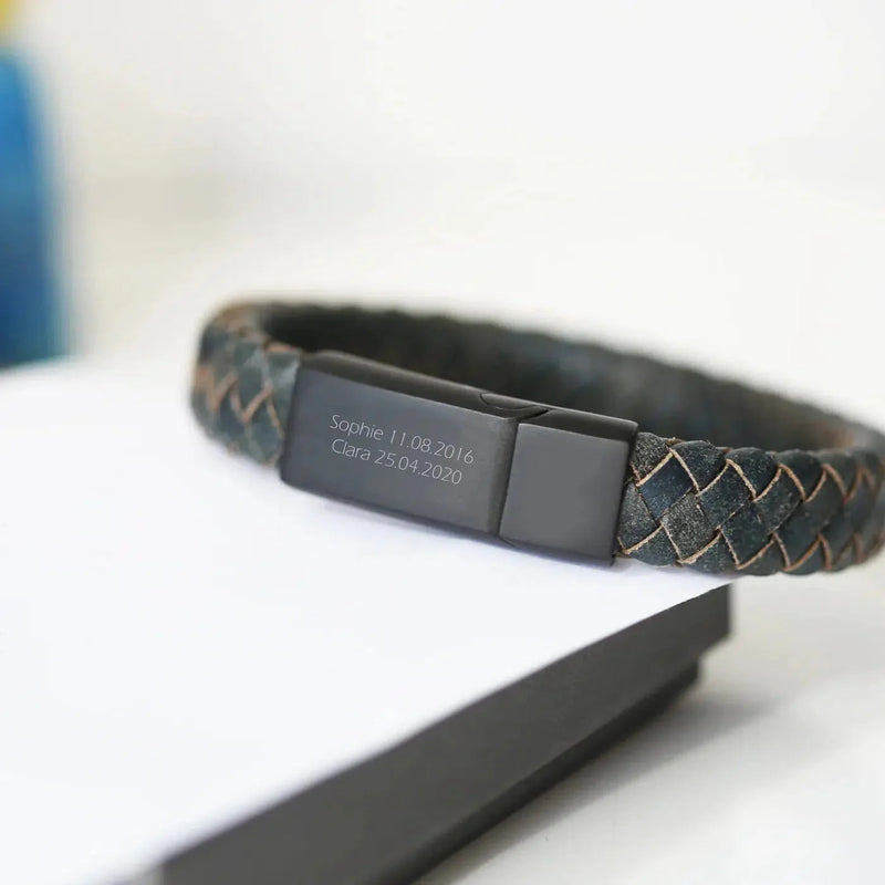 Individuelles Eisenarmband im antiken Stil