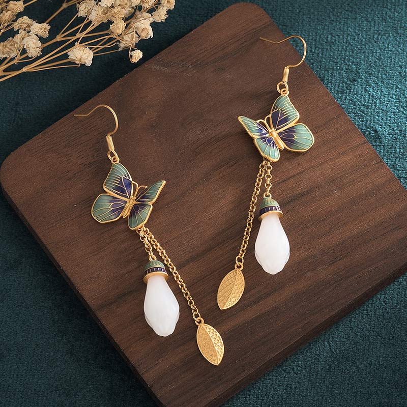 Carmiora FengShui Glücksohrringe aus weißer Jade