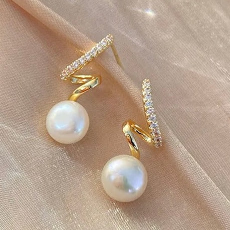 Carmiora - Glänzende baumelnde Perlenohrringe