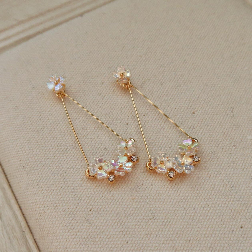 Hängende Muschelblumen-Ohrringe - Sabrina