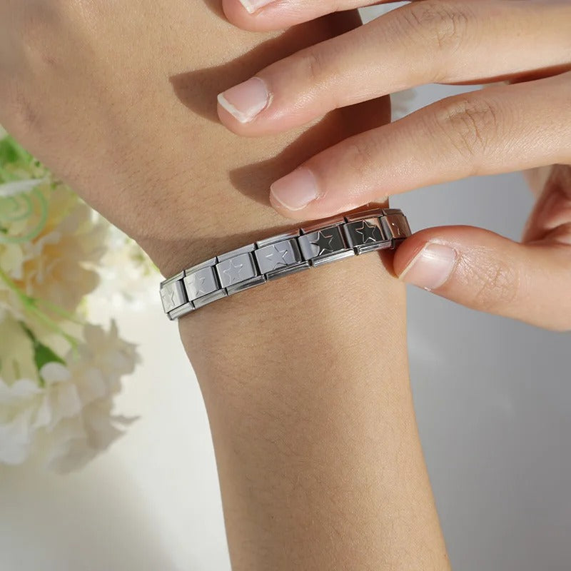 Carmiora - Verstellbares Metallarmband