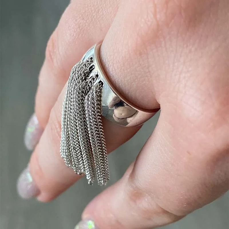 Chavri - Punk-vibe Quastenring