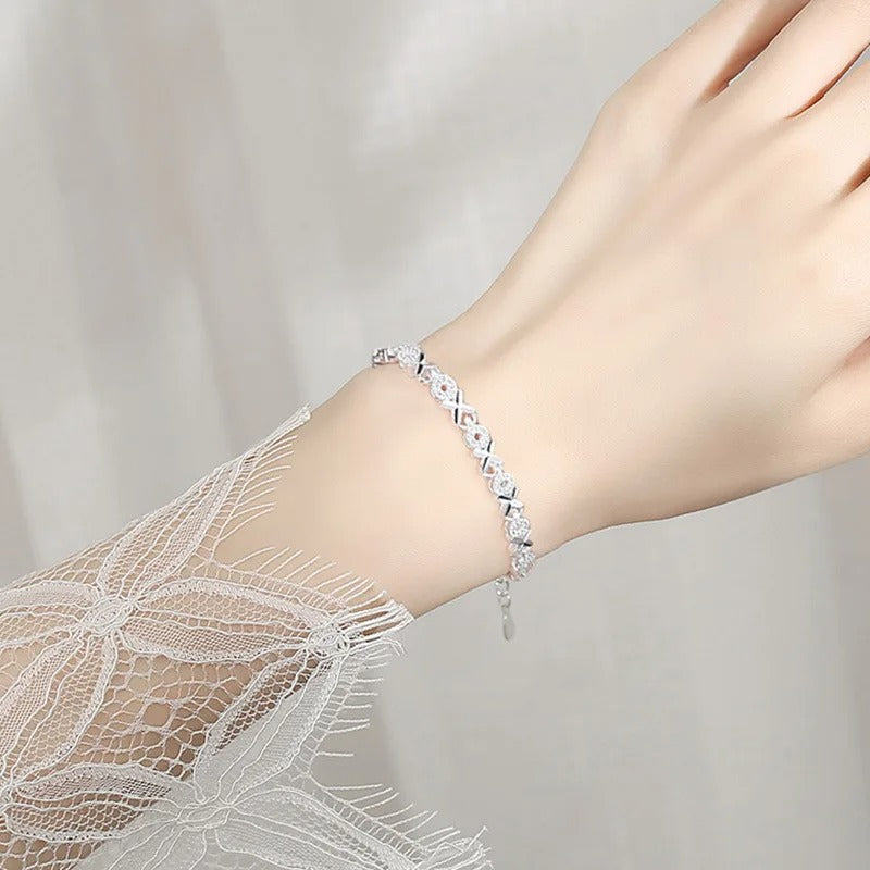 Carmiora - Geometrisches Zirkon-Armband