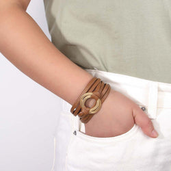 Mehrlagige Boho-Armbänder mit runder Schnalle