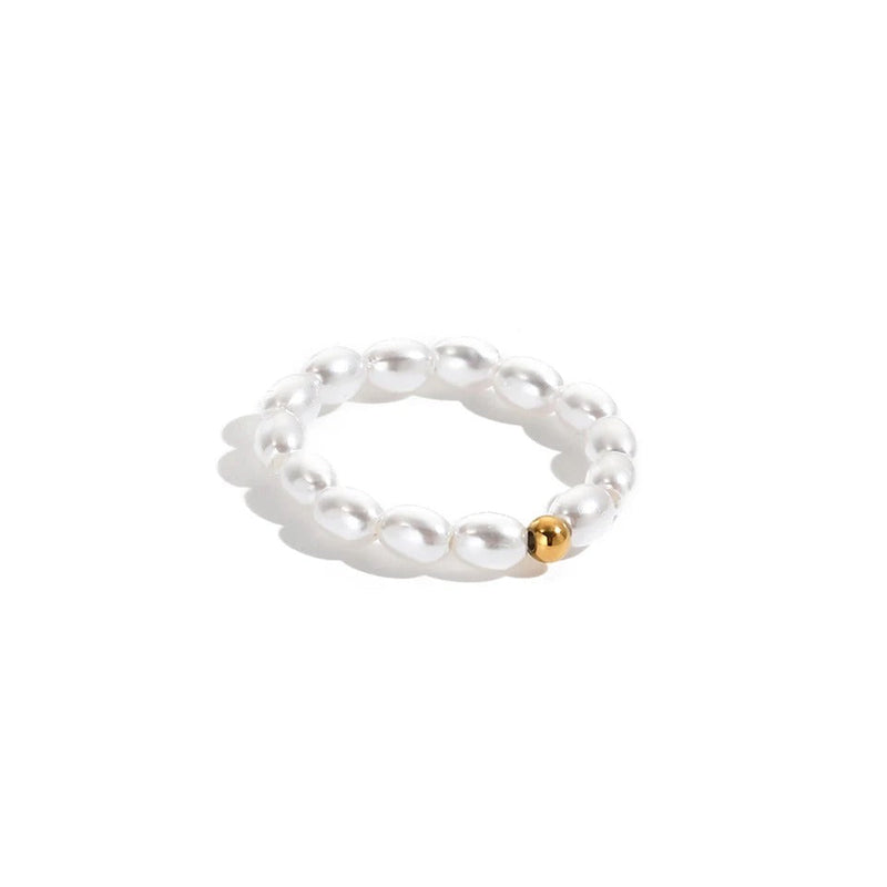 Carmiora - Perlenessenz Minimalistischer Ring