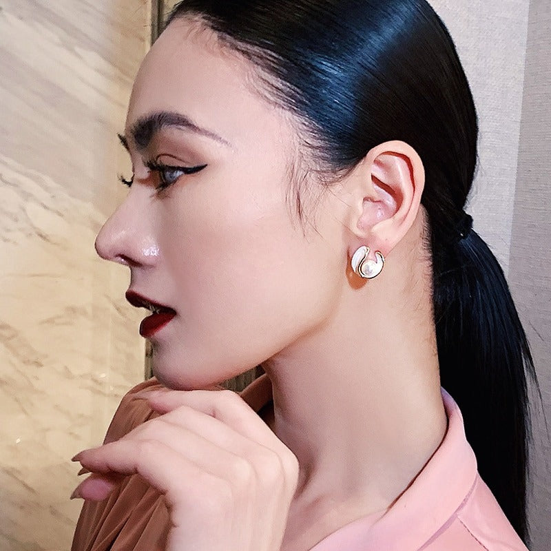 Exquisite Ohrstecker mit Unterwasserperlen