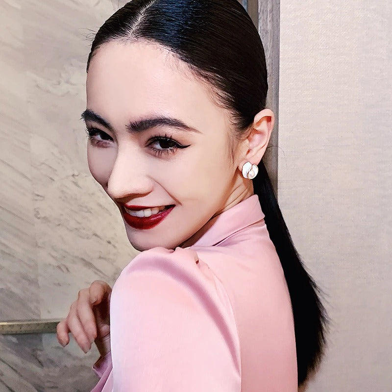 Exquisite Ohrstecker mit Unterwasserperlen