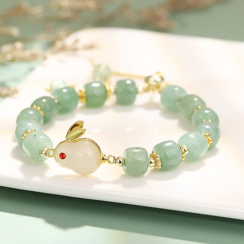 Carmiora Jahr des Kaninchens natürliches grünes Aventurin-Glücksperlenarmband