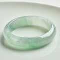 Carmiora Armreif aus natürlicher Jade, Wohlstand, Reichtum, Glück