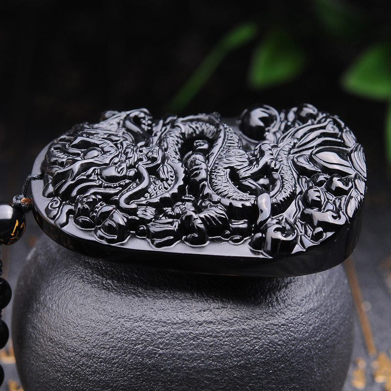 Carmiora schwarze Obsidian-Stein-Drachen-Erfüllungs-Anhänger-Halskette