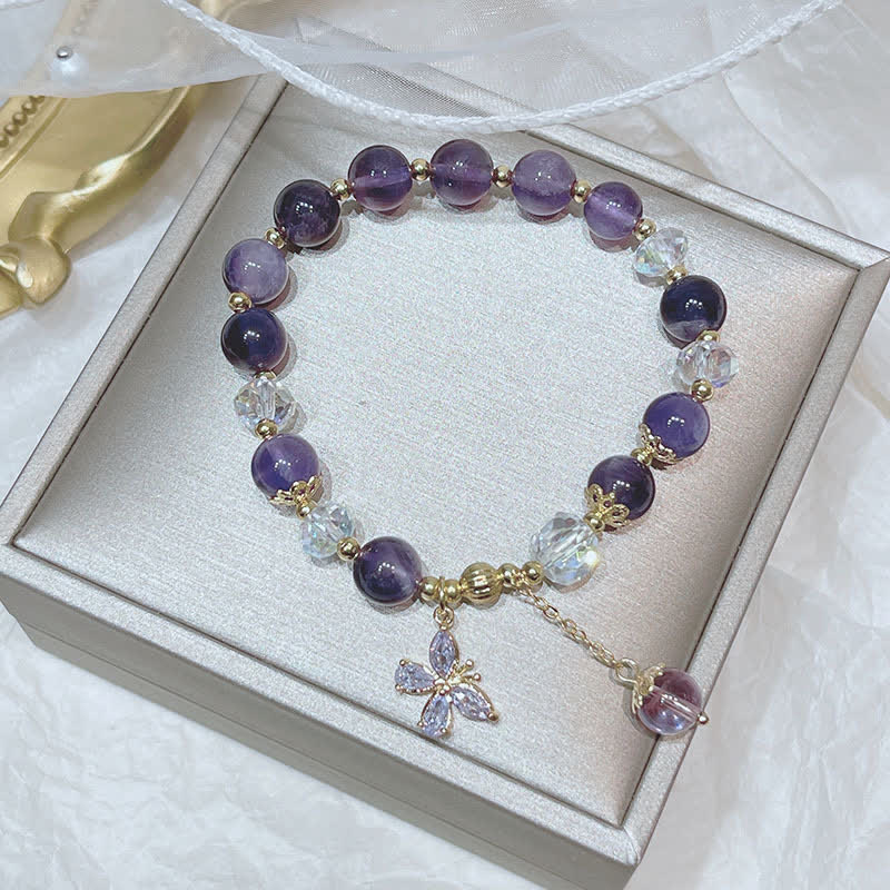 Carmiora Charm-Armband mit natürlichem Amethyst-Kristall, spiritueller Schmetterling