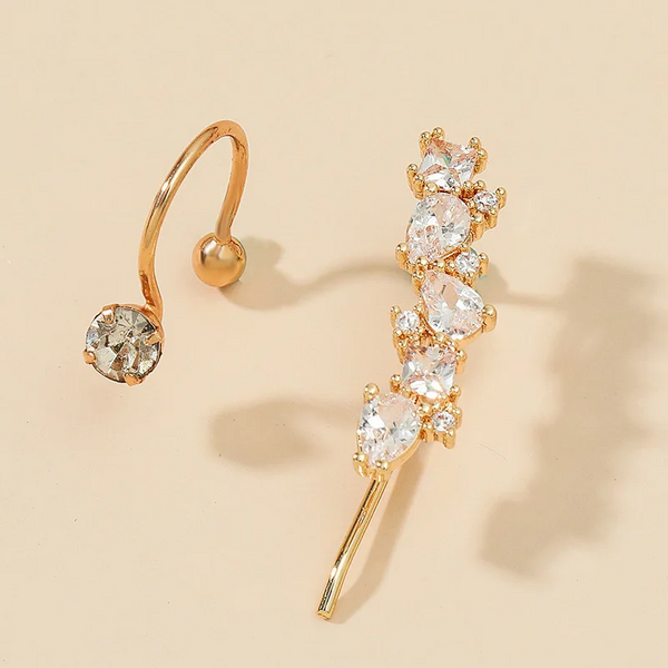 Chavri - Schimmernde Manschetten-Ohrringe