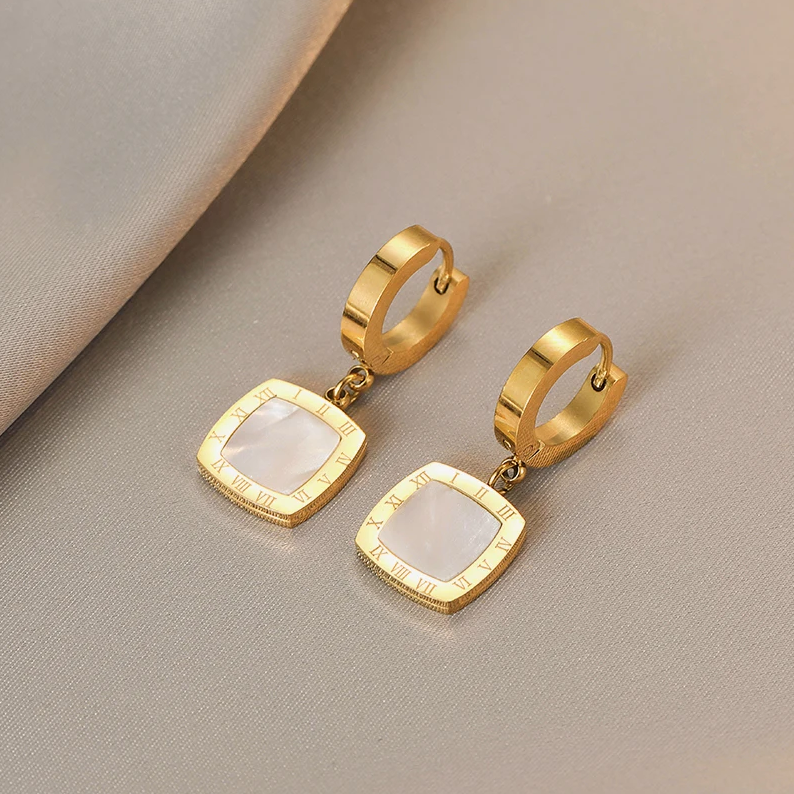 Carmiora- Elegante römische Ohrringe