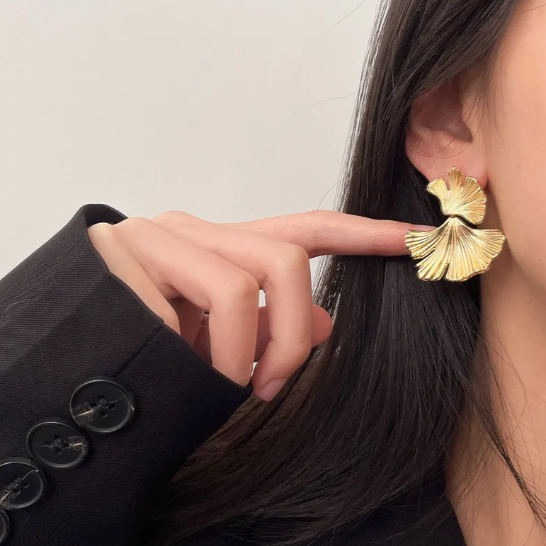 Carmiora - Elegante Statement-Ohrstecker