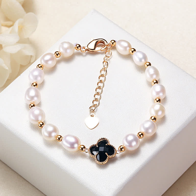 Carmiora Pearl Vierblättriges Kleeblatt-Reichtumskettenarmband