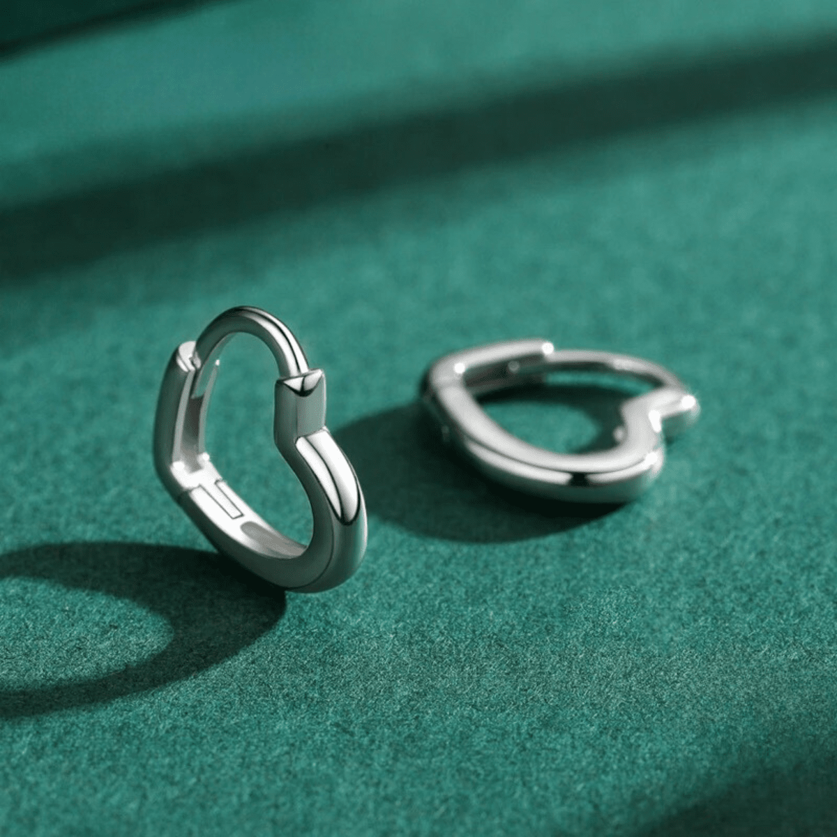 Elegante Herz Creolen