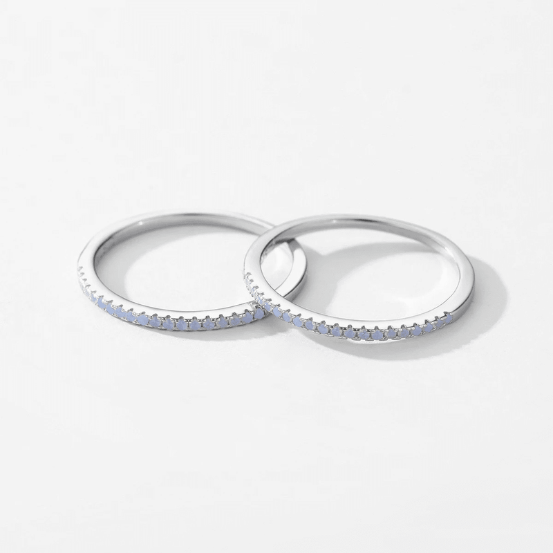 Eleganter funkelnder Solitärring