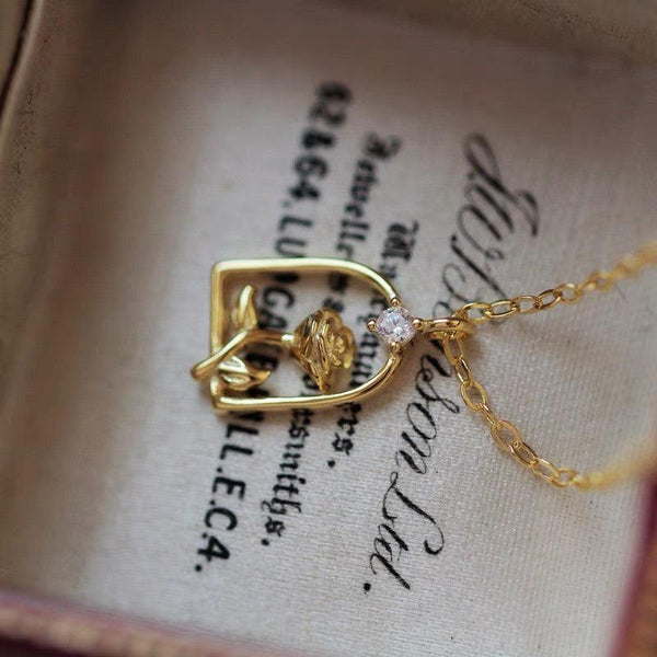 Verzauberte Rose-Halskette (massives Silber)