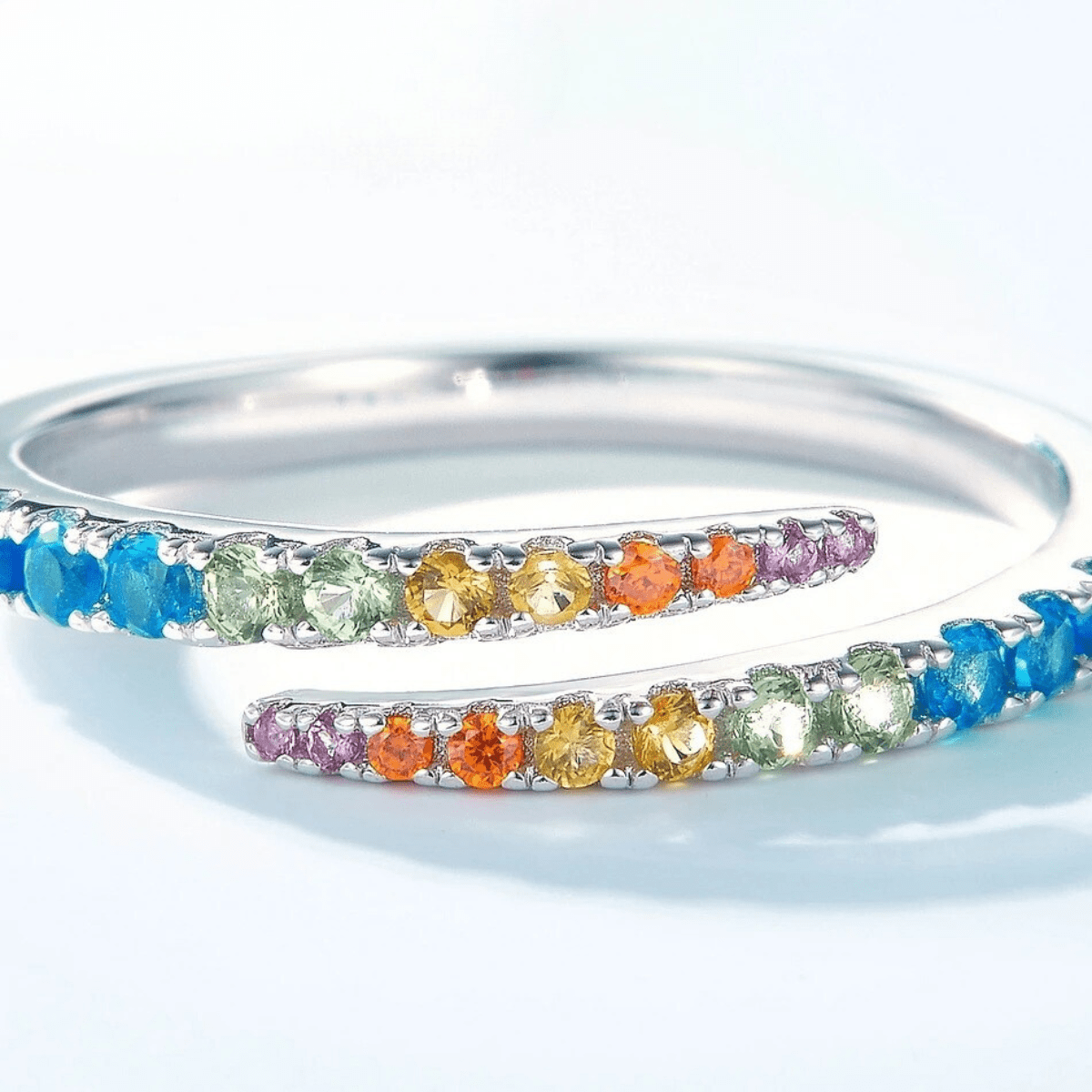 Verzauberter funkelnder Solitärring