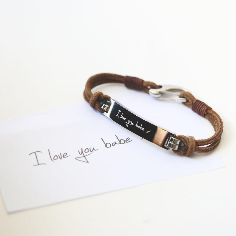 Lederarmband mit gravierter Handschrift