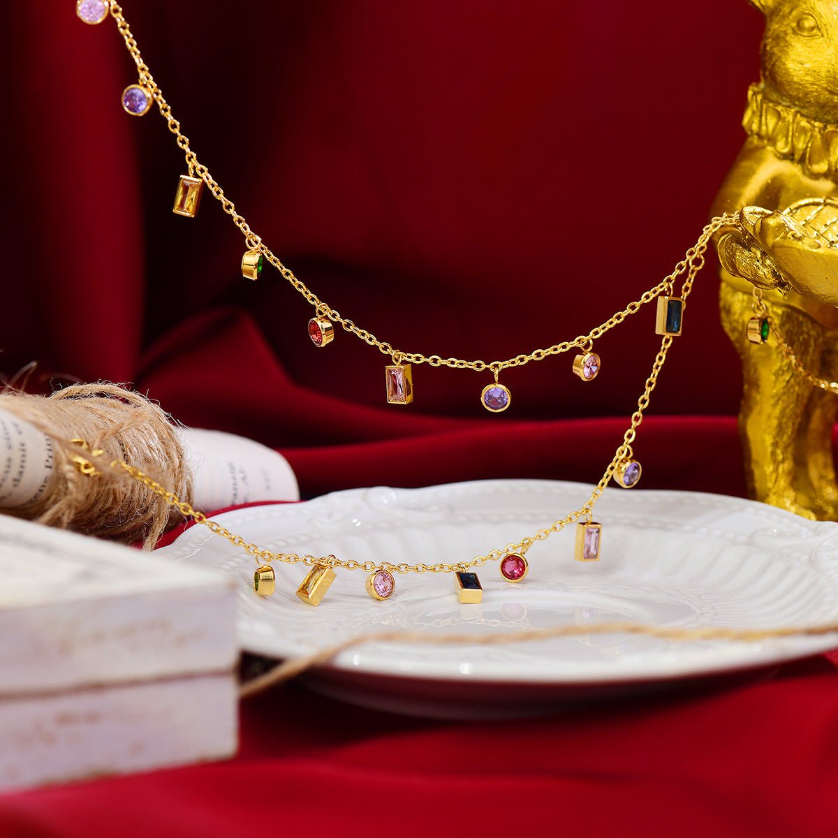 Festliche Edelsteinkollektion (Halskette/Armband)