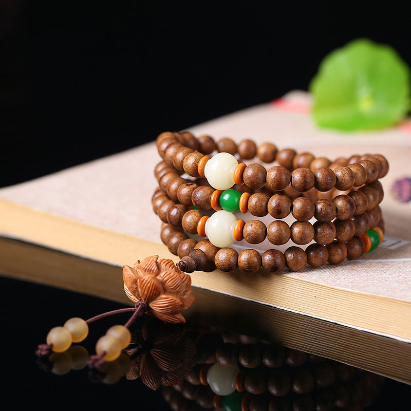 Carmiora 108 Mala Perlen Adlerholz Weiße Jade Lotus Gebet Meditationsarmband