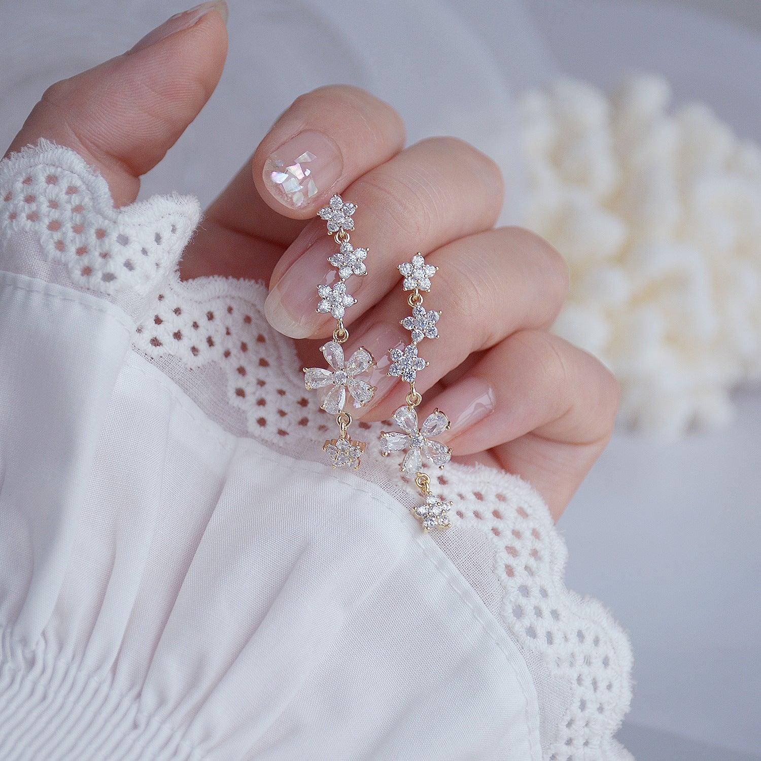 Blumen-Tropfen-Ohrringe - Elena