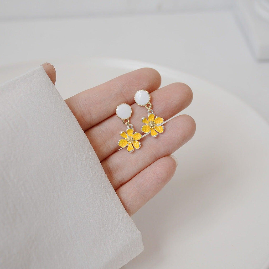 Blumenohrringe (2 Farben)