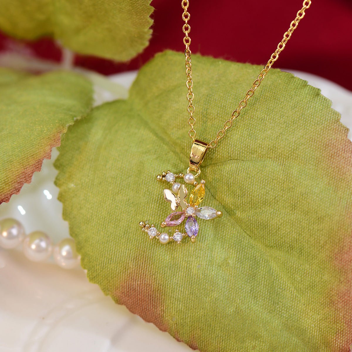 Blume Mond Halskette