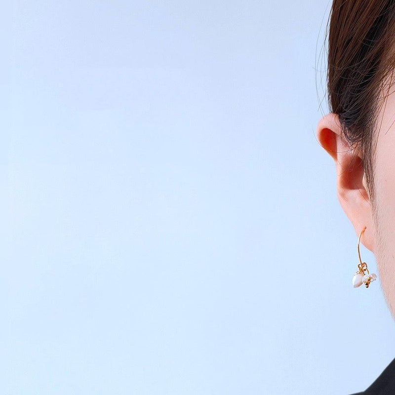 Blumen- und Perlenohrringe - Lisa