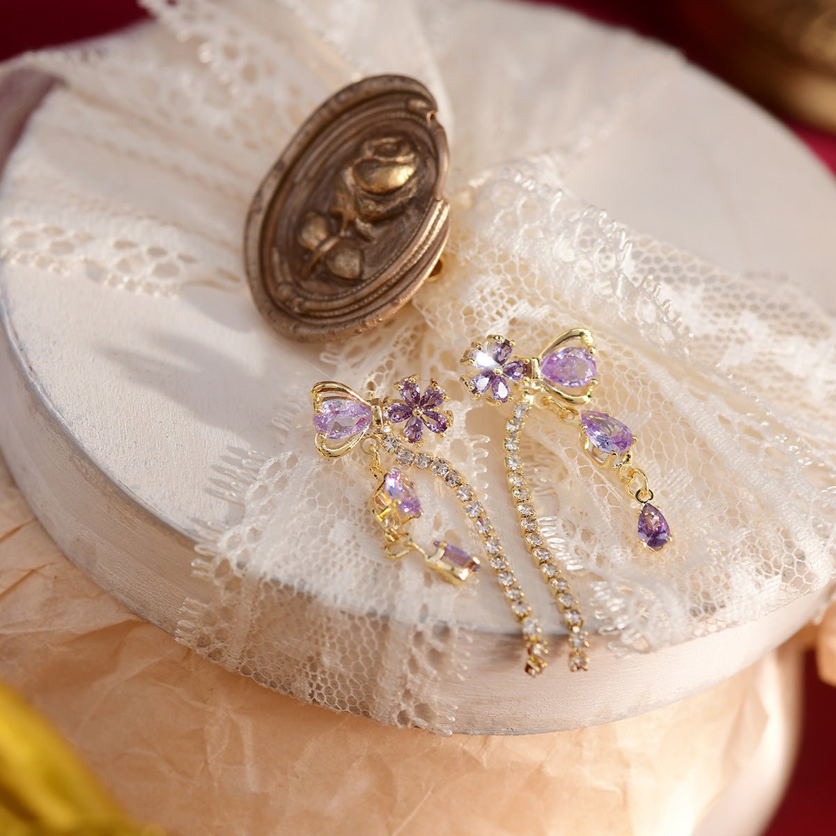 Tropfenohrringe mit Blumenband - Vivienne