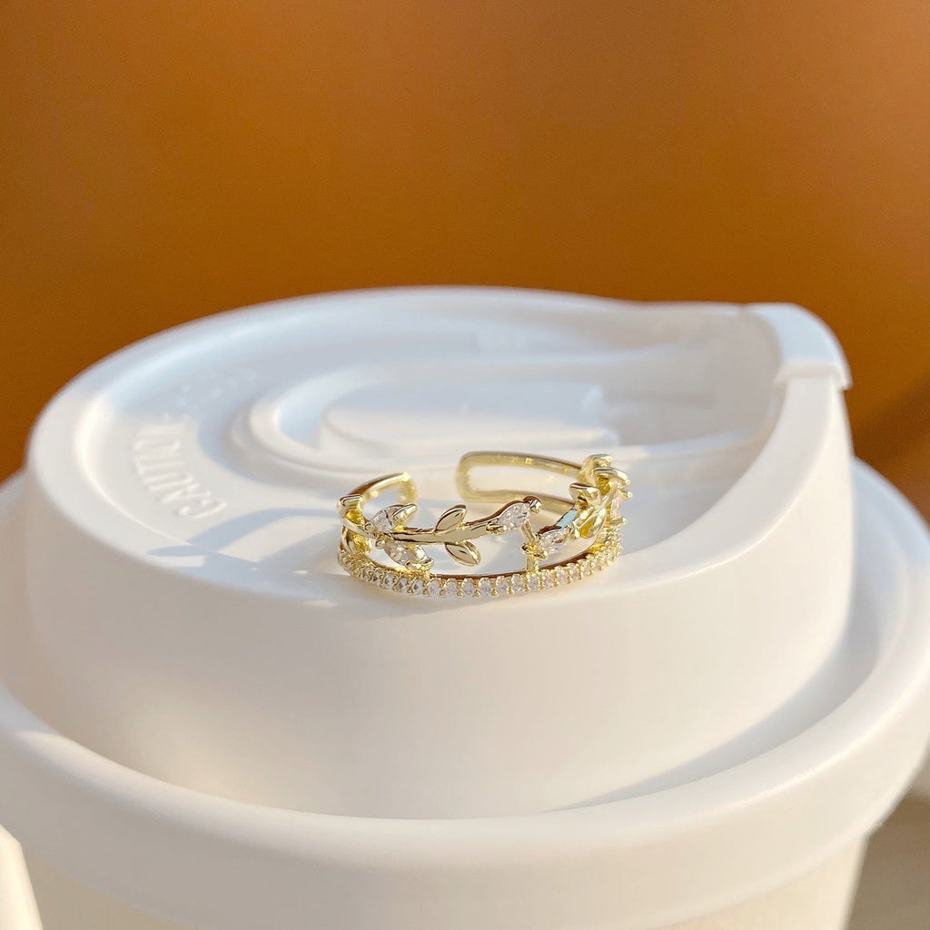 Vergoldeter Blätterring