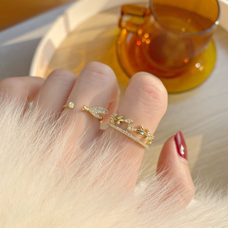 Vergoldeter Blätterring