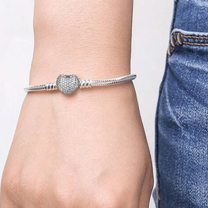 Chavri - Liebesschloss Schlangenketten-Armband