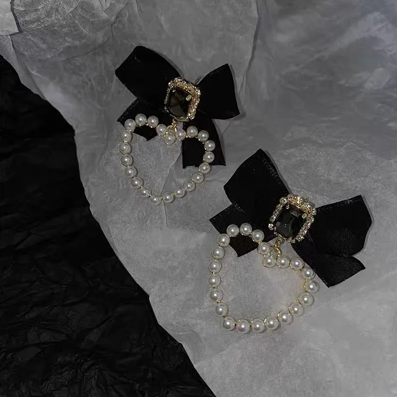 Carmiora - Exquisite Bowknot-Perlenohrringe