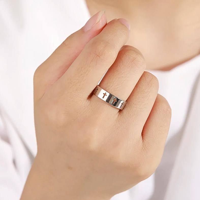 Carmiora - Frauen Hollow Cross Ring