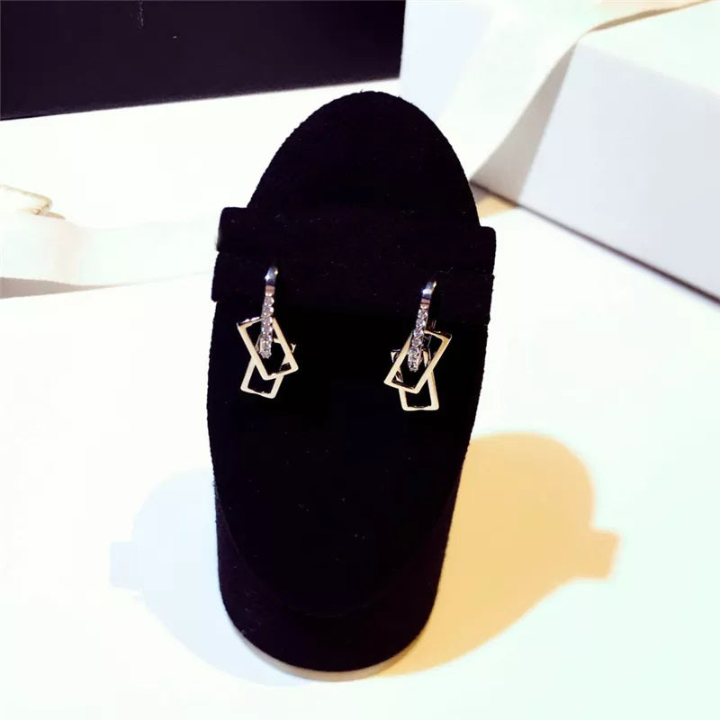 Exquisite geometrische Ohrringe mit Zirkonia