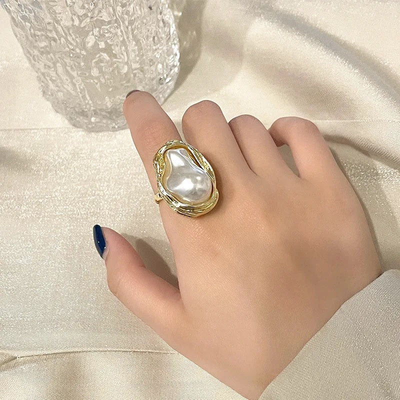 Exquisiter Ring mit Kunstperlen-Dekor für Damen