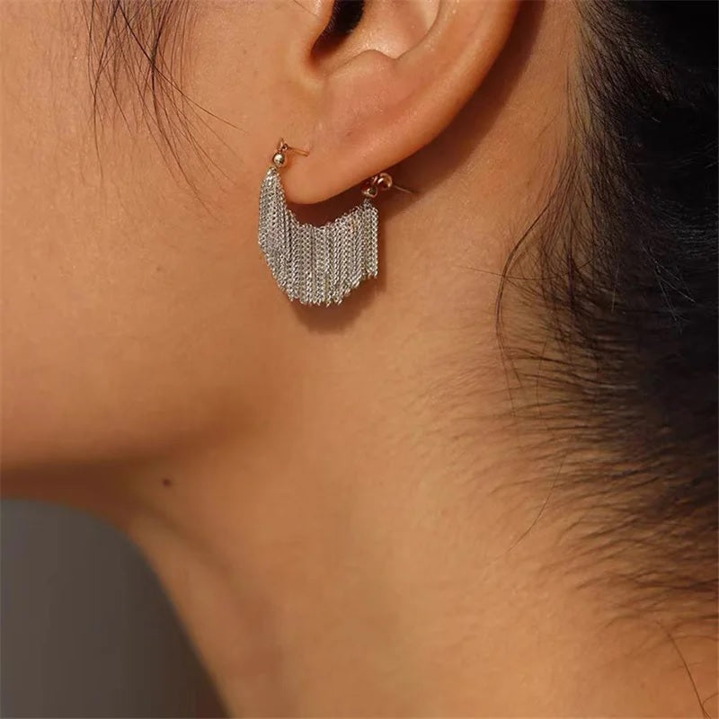 Statement-Ohrringe mit langer Wasserfall-Kette