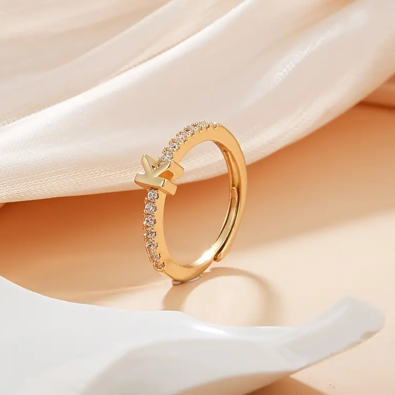 Carmiora - Intuitiv geschichteter Fingerring