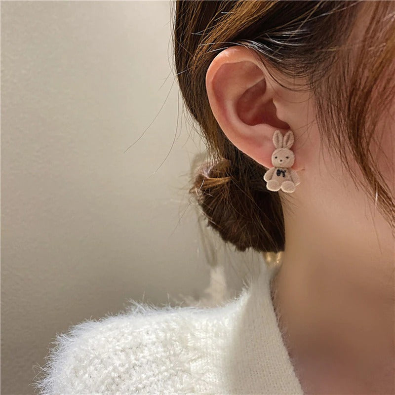 Trendy süße Mode Plüsch Hase Ohrringe für Frauen