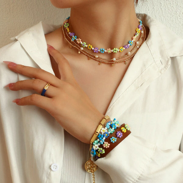 Island Vibe – Handgemachte florale Choker-Halsketten mit bunten Perlen