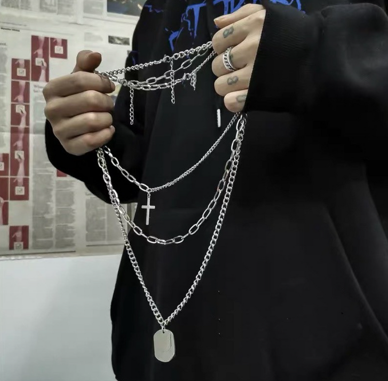 Chavri - Mehrlagige lange Halskette