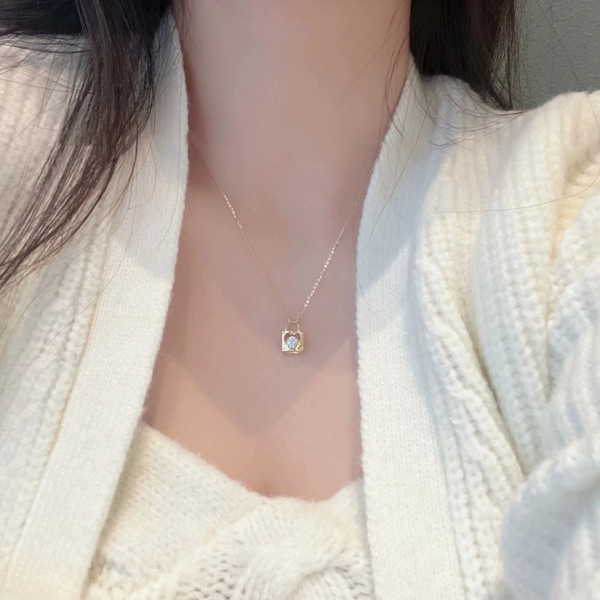 Liebesschloss-Halskette (massives Silber)