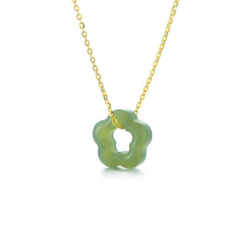 Wunderschöne florale Jade-Halskette