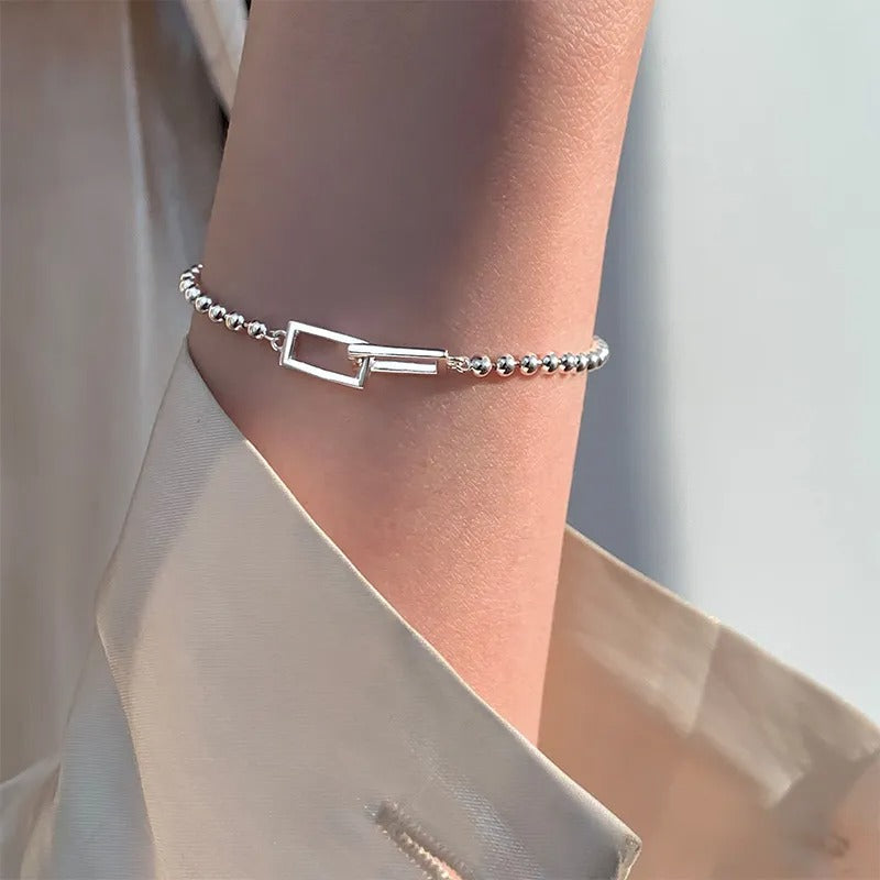 Carmiora - Silbernes Perlenarmband