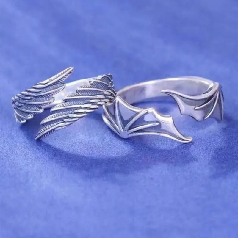Verstellbare Ringe mit Retro-Engelsflügeln