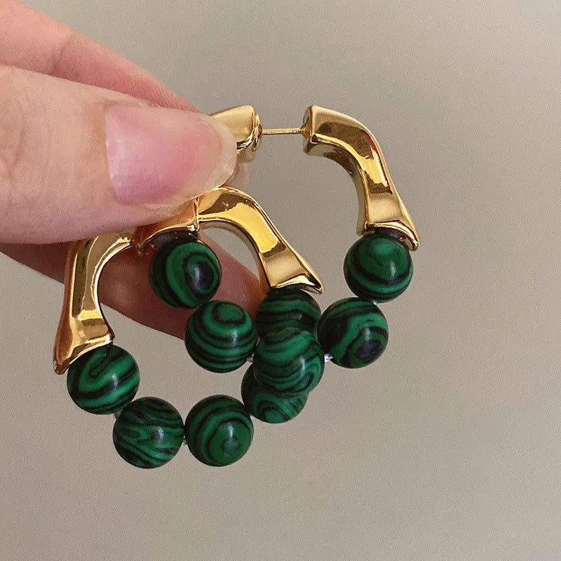 Creolen im Vintage-Stil mit grünen Perlen für Damen