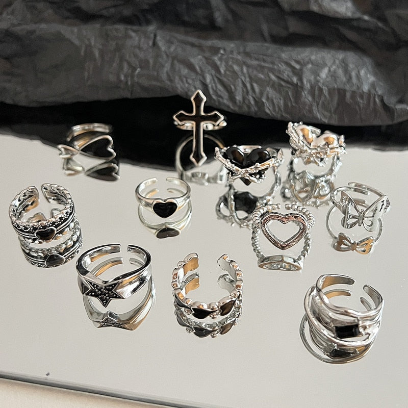 Trendy, von der Gotik inspirierte, verstellbare Ringkollektion für Damen